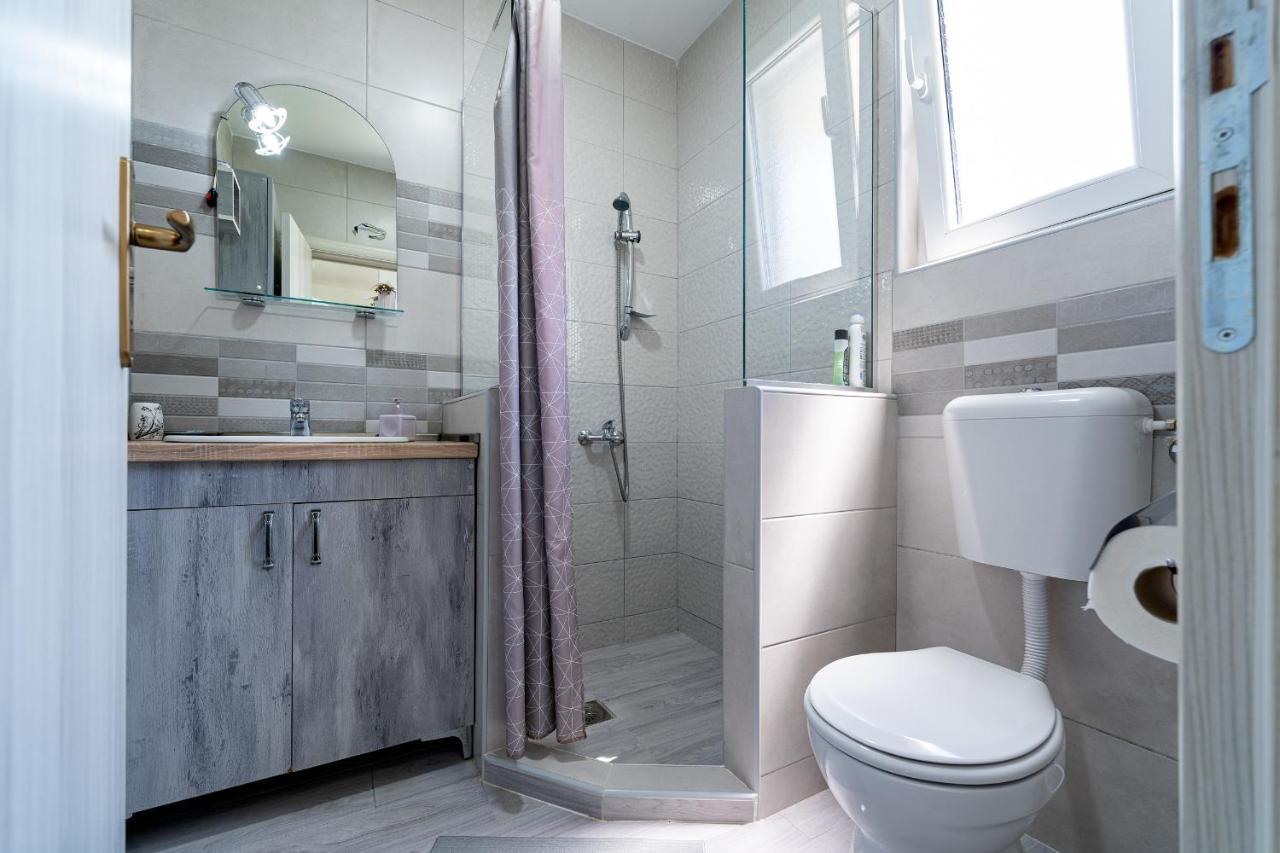 Apartments Gruda Цетине Екстериор снимка