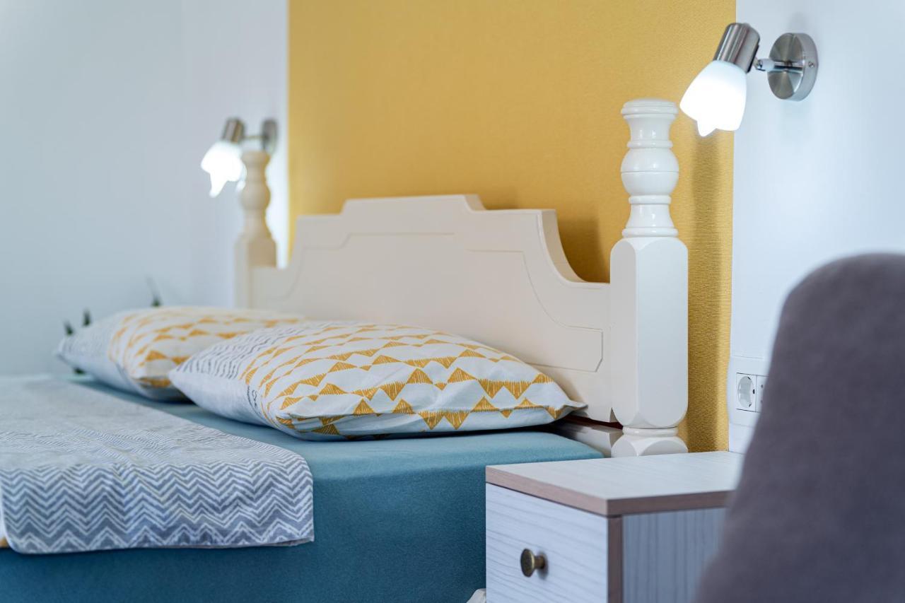Apartments Gruda Цетине Екстериор снимка